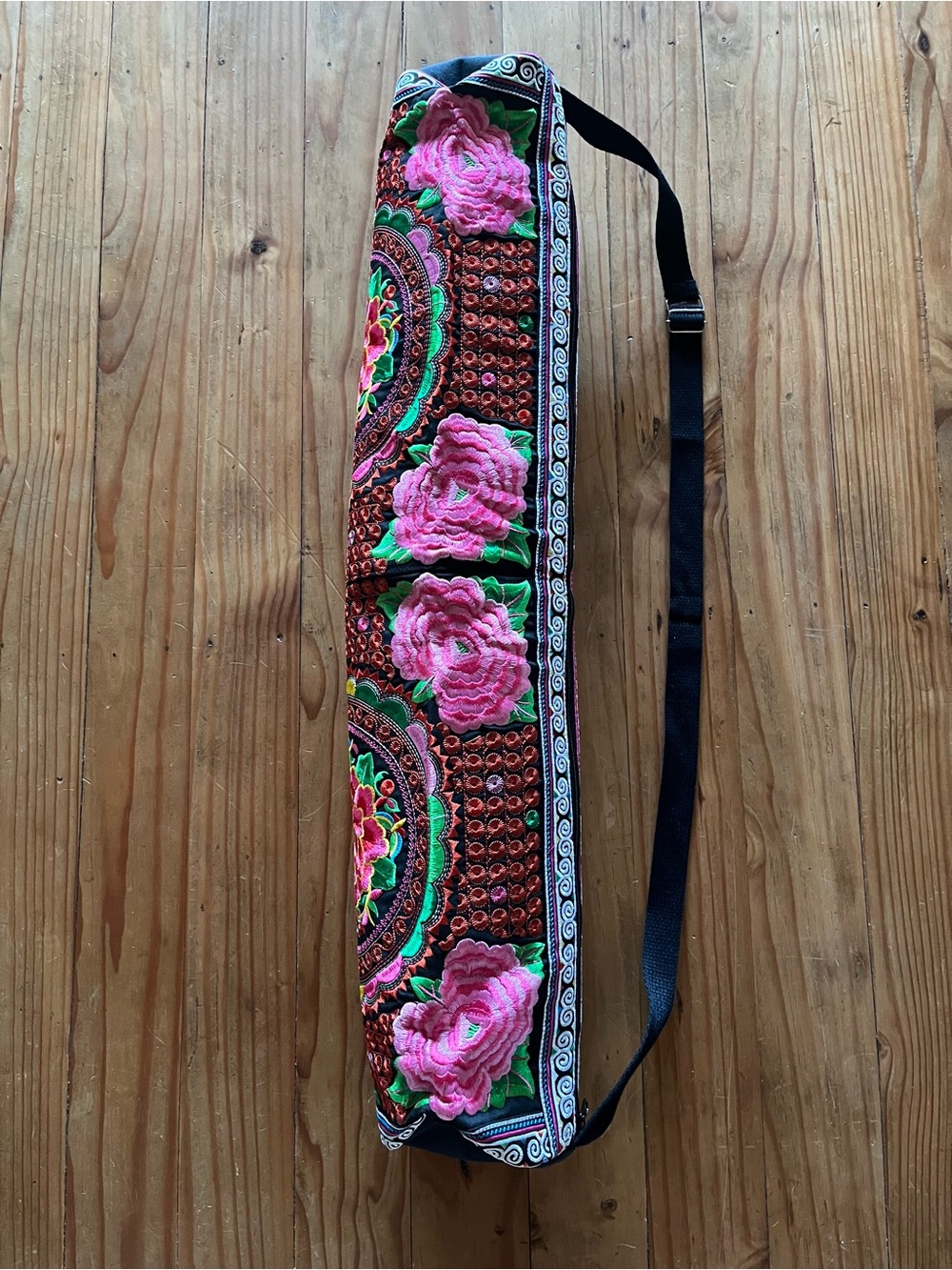 Embroidered Floral Hmong Tribe Yoga Mat Bag w/Strap BRAND NEW NO TAGS